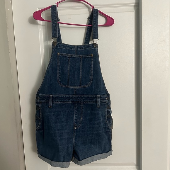 Old Navy Jean Shorts Overalls - Picture 1 of 6